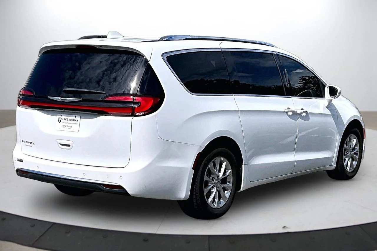 Certified Used 2021 White Chrysler Touring L image 8