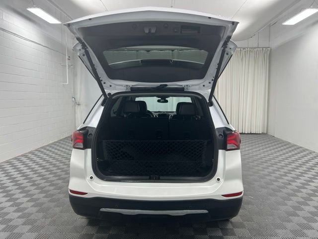 Used 2024 Beige Chevrolet Premier image 10