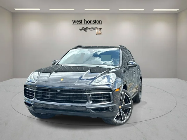 Pre-Owned 2022 Porsche Cayenne Platinum Edition AWD