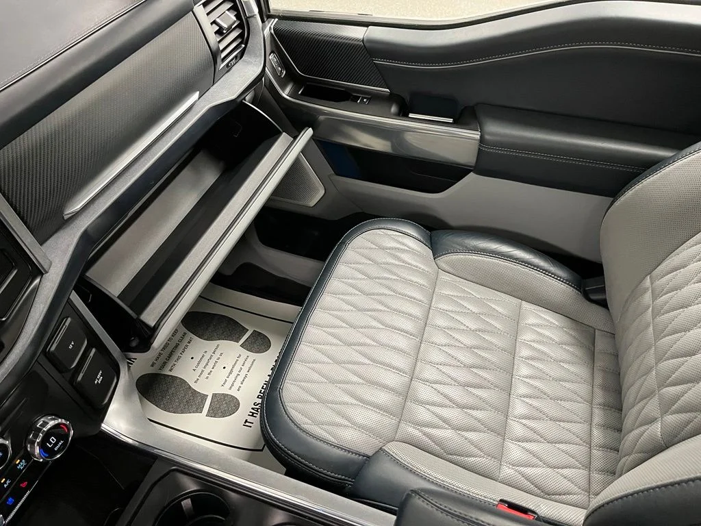 Used 2021 White Ford Limited image 40