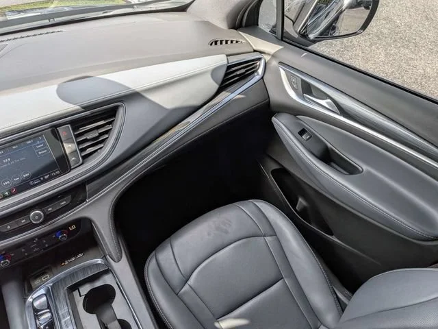 Used 2023 Ebony Twilight Metallic Buick Essence image 17