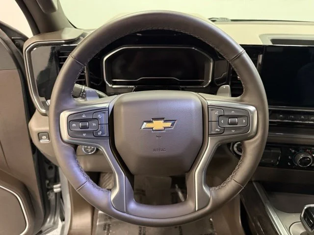 Used 2025 Gray Chevrolet LTZ image 17