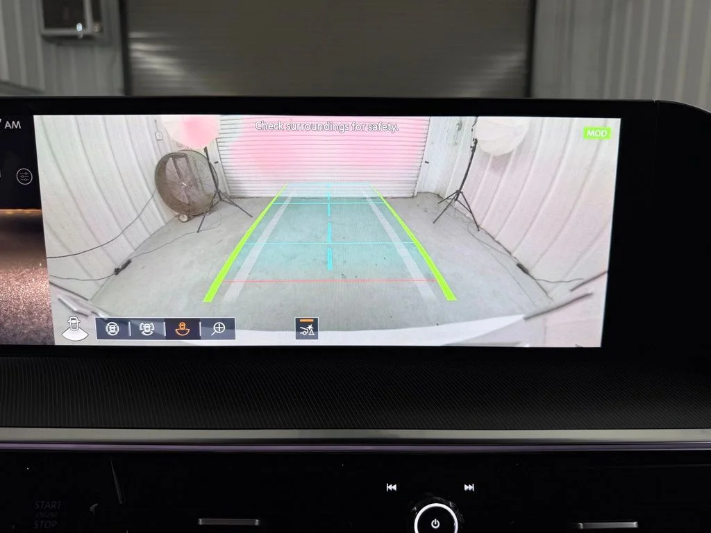 New 2027 RADIANT WHITE INFINITI Luxe 4WD image 18