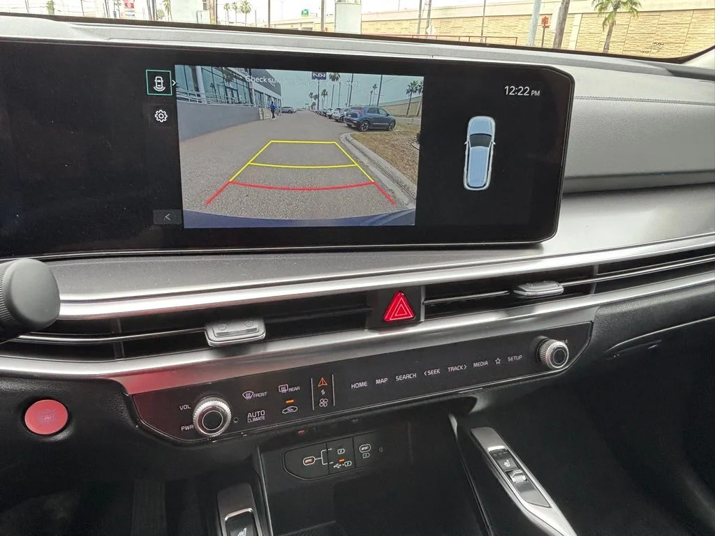 2025 Kia Sorento S - Photo 10