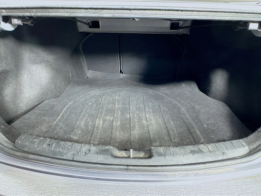 Used 2017 Gray Hyundai SE image 29