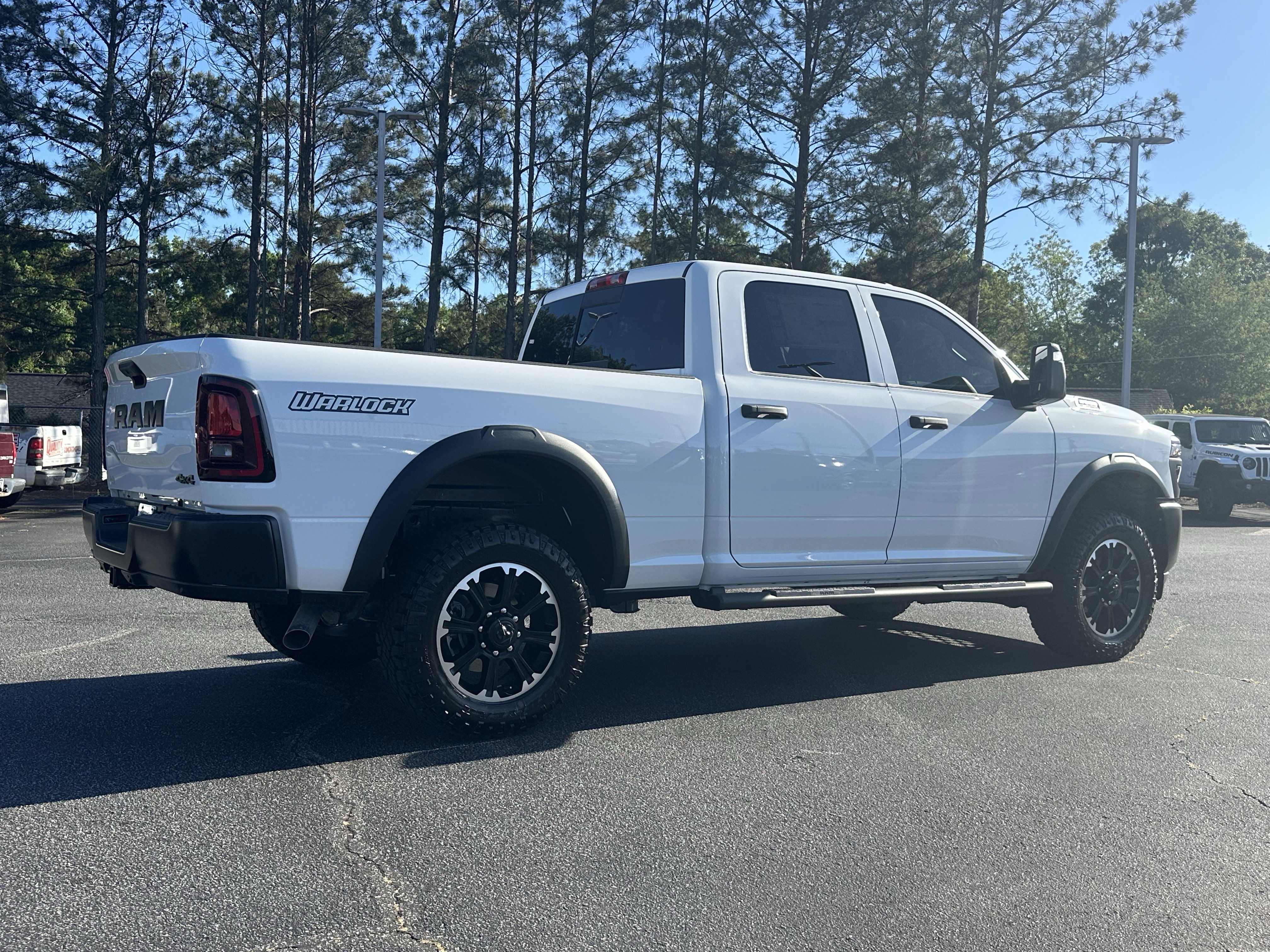 New 2026 Bright White Clear-Coat Exterior Paint RAM Warlock image 8