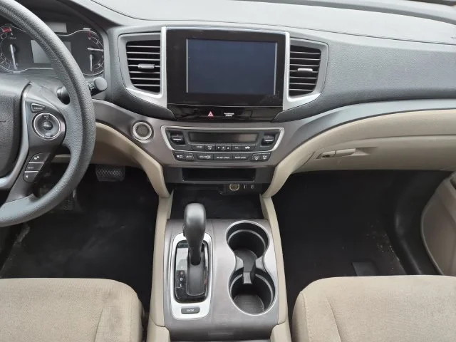 Used 2016 White Diamond Pearl Honda EX image 11