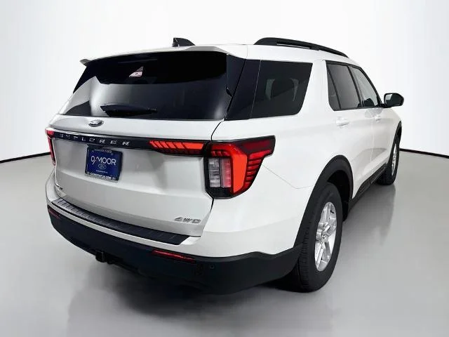 New 2026 Star White Metallic Tri-Coat Ford Active image 39