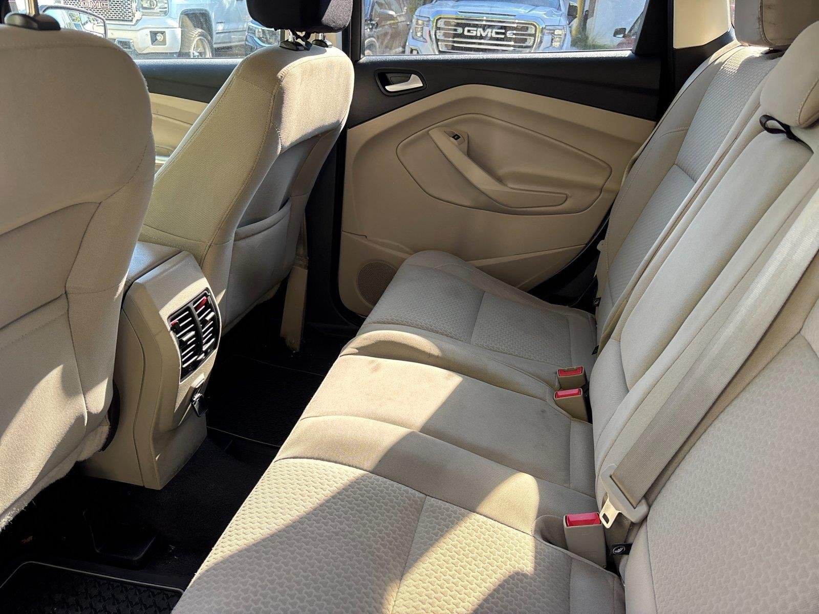 Used 2017 Ingot Silver Ford SE image 32