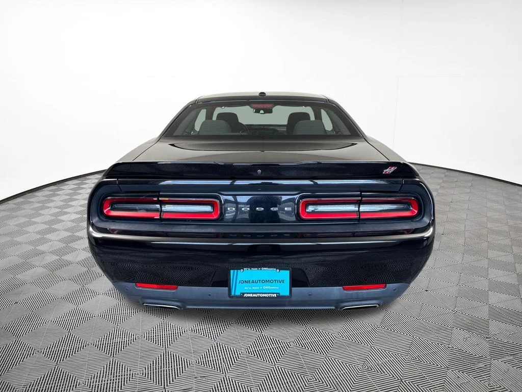 2023 Dodge Challenger GT - Photo 10