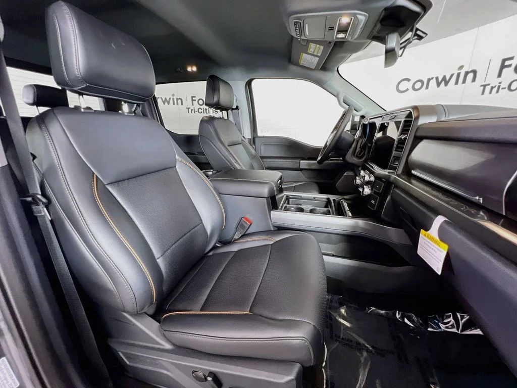 New 2026 Carbonized Gray Metallic Ford Lariat image 17