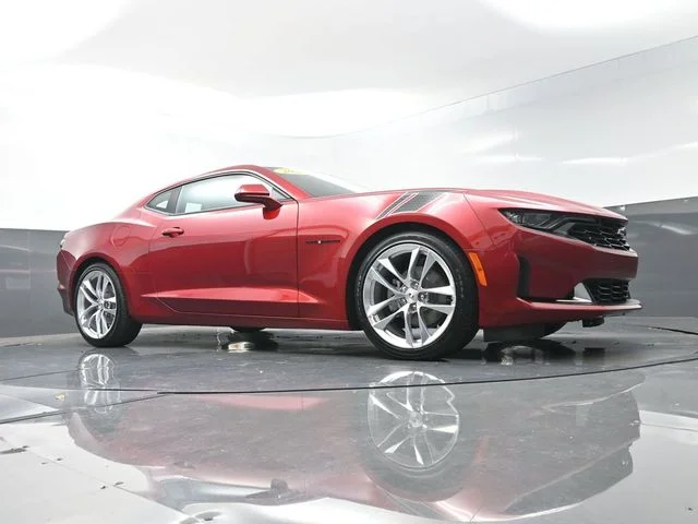 Used 2024 Red Chevrolet 3LT image 32