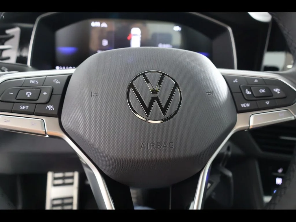 New 2026 White Volkswagen 1.5T Sport image 18