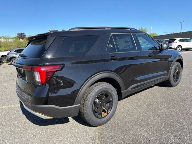 New 2026 Agate Black Metallic Ford Tremor® image 3