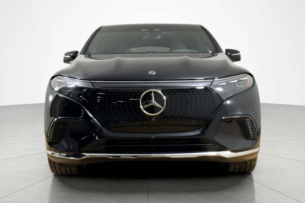 Certified Used 2024 Black Mercedes-Benz EQS 450 image 8