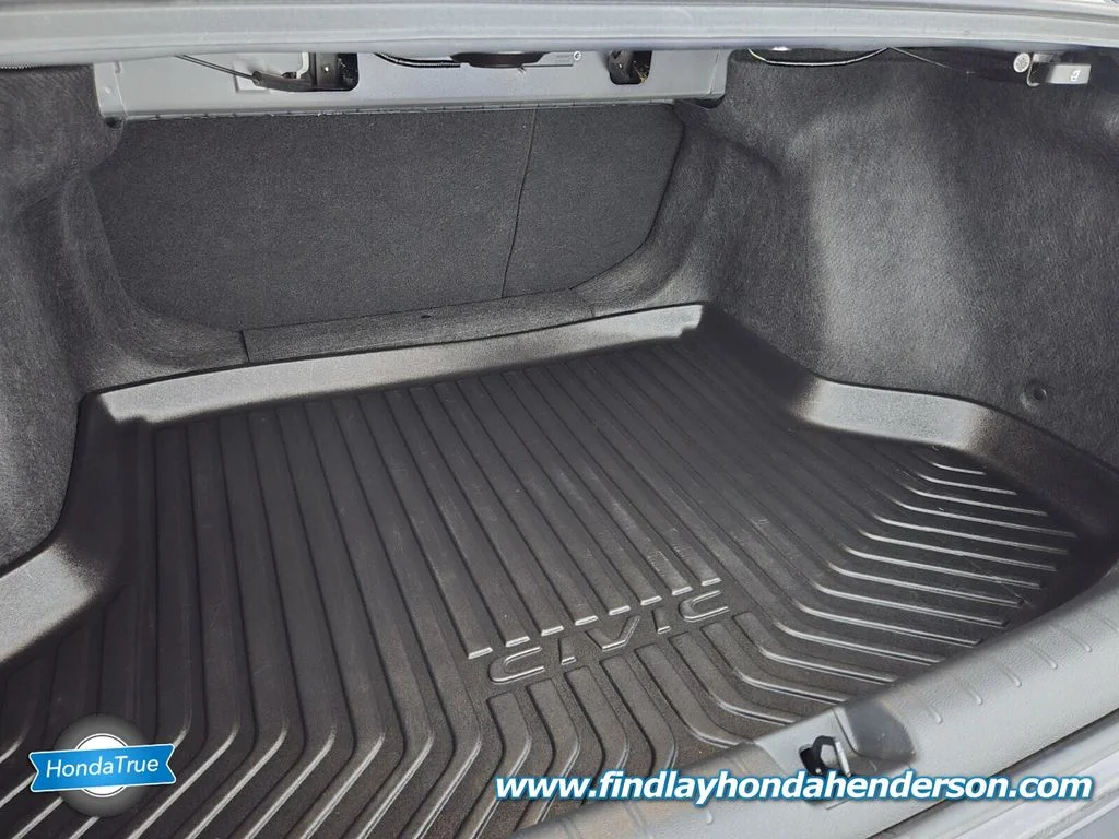 2018 Honda Civic Touring - Photo 19