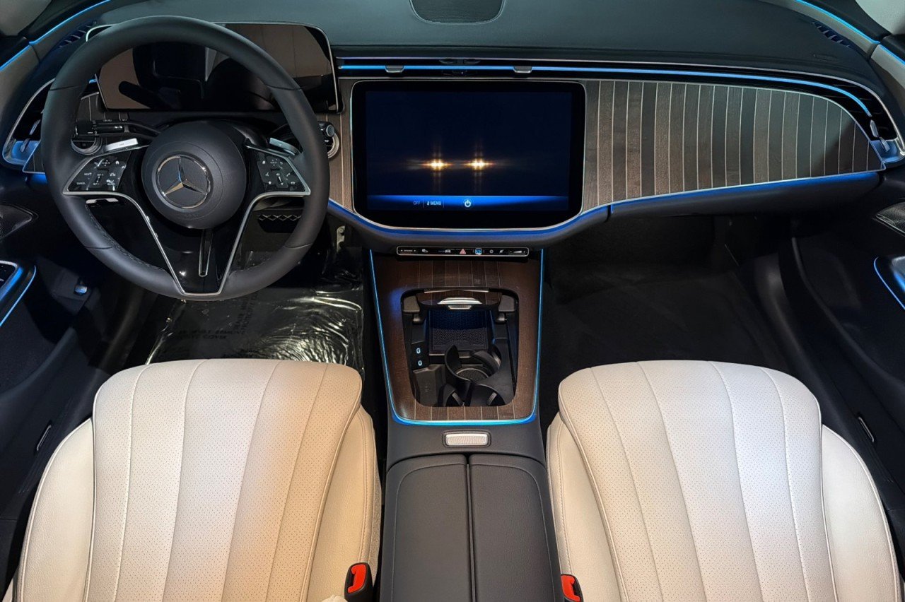 New 2027 Polar White Mercedes-Benz E 350 RWD Sedan image 12