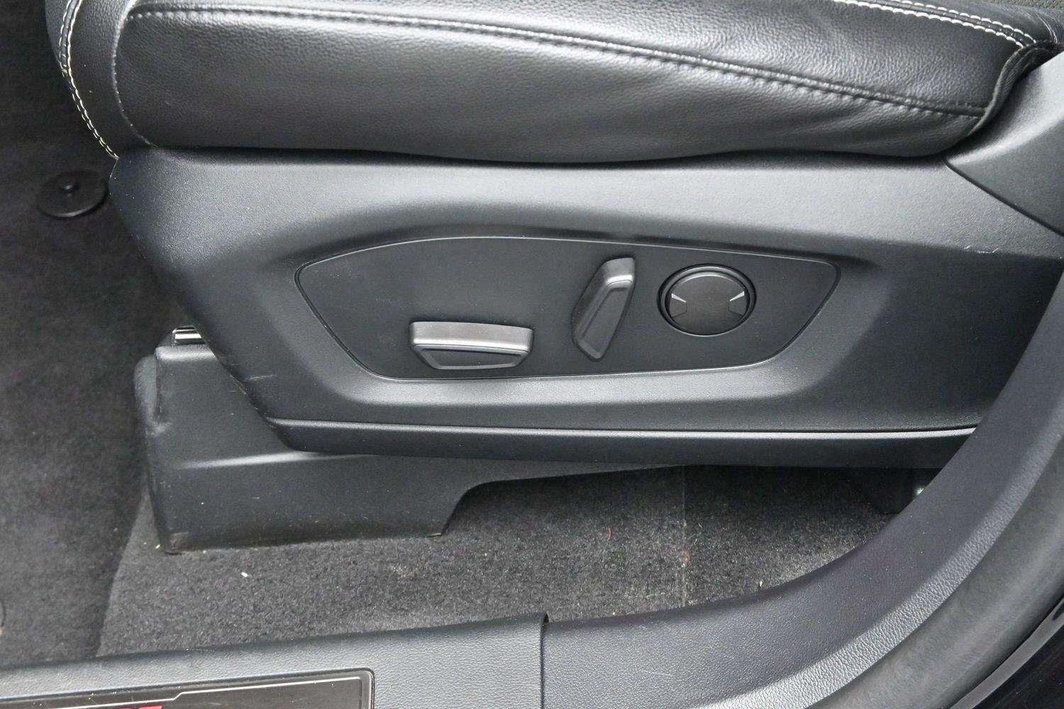 Used 2022 Agate Black Ford ST image 15