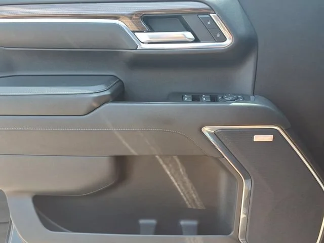 Used 2023 Black Chevrolet LT Trail Boss image 15