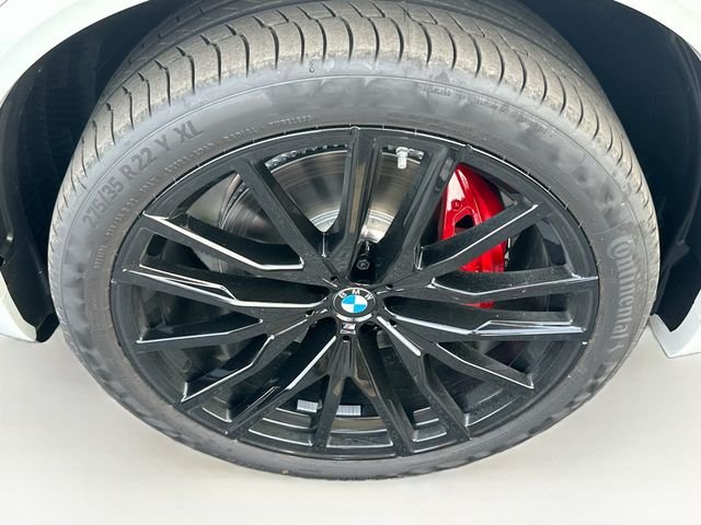 New 2026 White BMW sDrive40i image 25