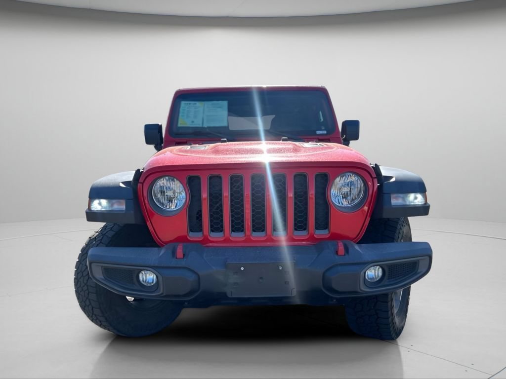 Used 2022 Firecracker Red Clearcoat Jeep Rubicon image 3