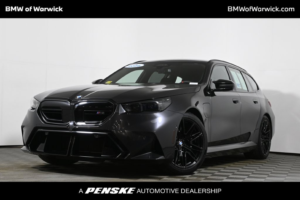 Used 2025 Dark Graphite BMW Base image 1