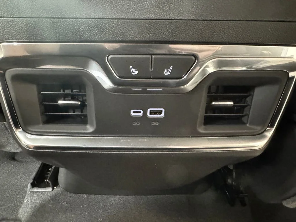 New 2026 Glacier White Tricoat GMC SLT image 10