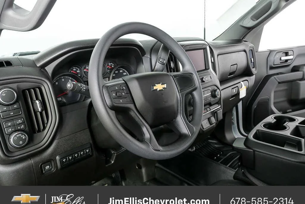 New 2026 Summit White Chevrolet Work Truck image 4