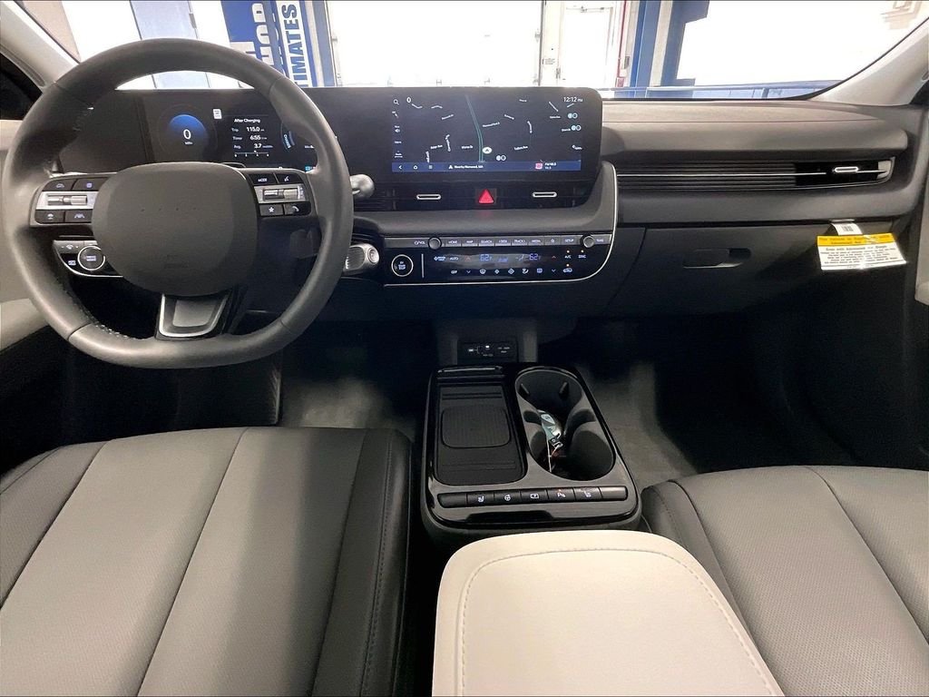Used 2025 Blue Hyundai SEL image 21