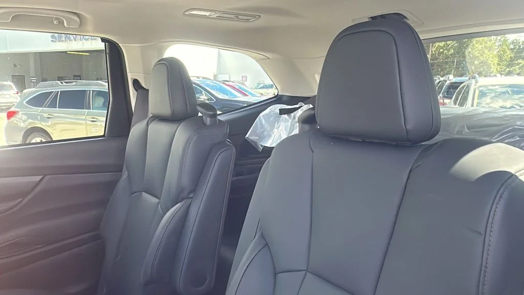 2025 Subaru Ascent Bronze Edition - Photo 21