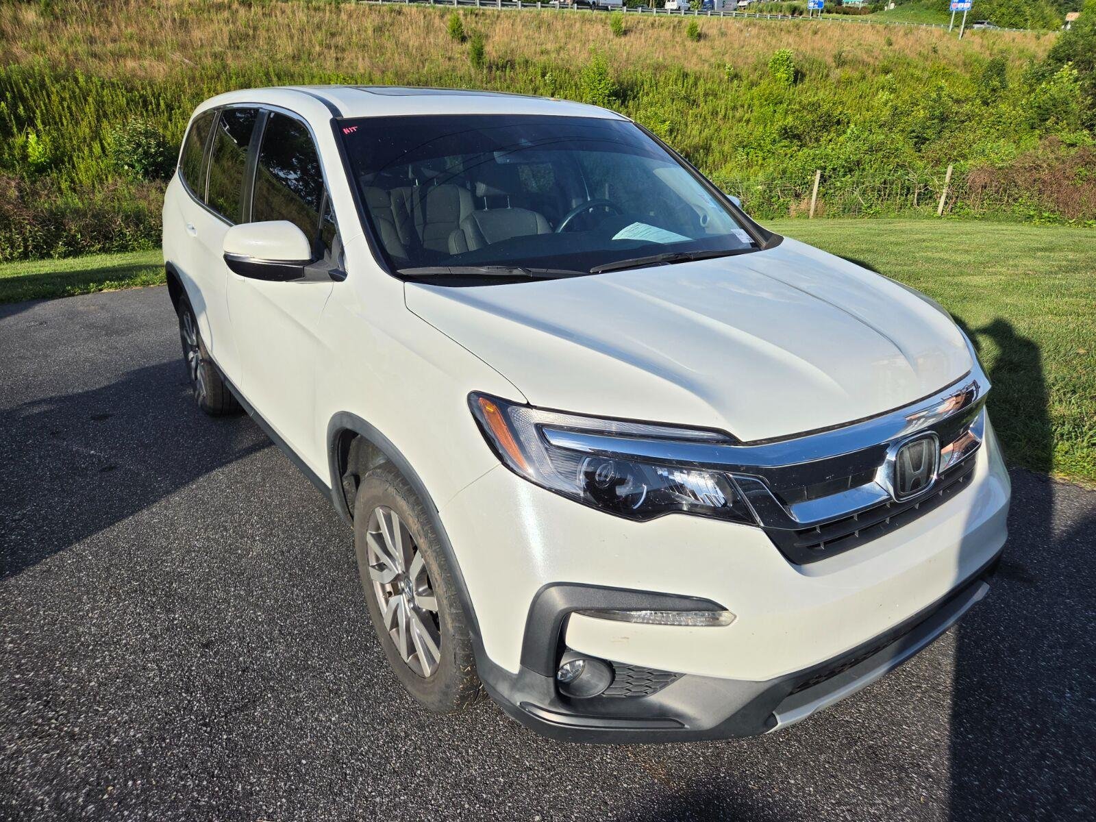 Used 2020 White Honda EX-L image 3