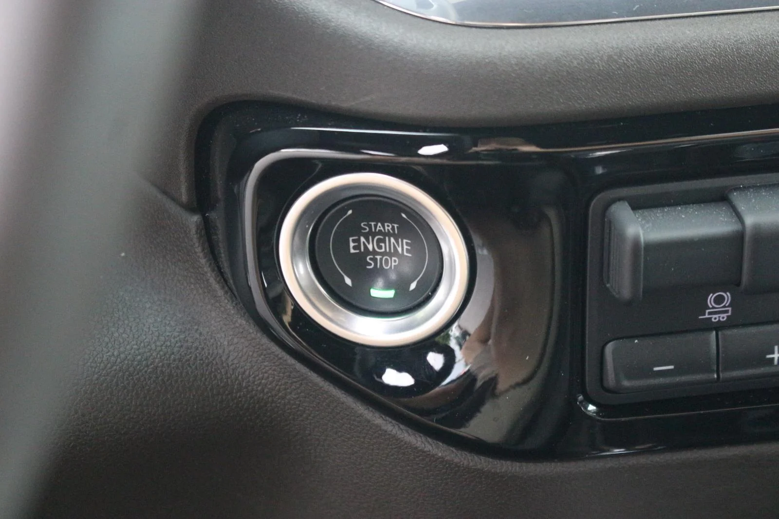 Used 2025 Sterling Gray Metallic Chevrolet LTZ image 29