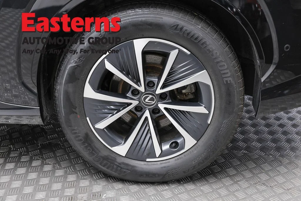 Used 2023 Black Lexus 450e Premium image 8