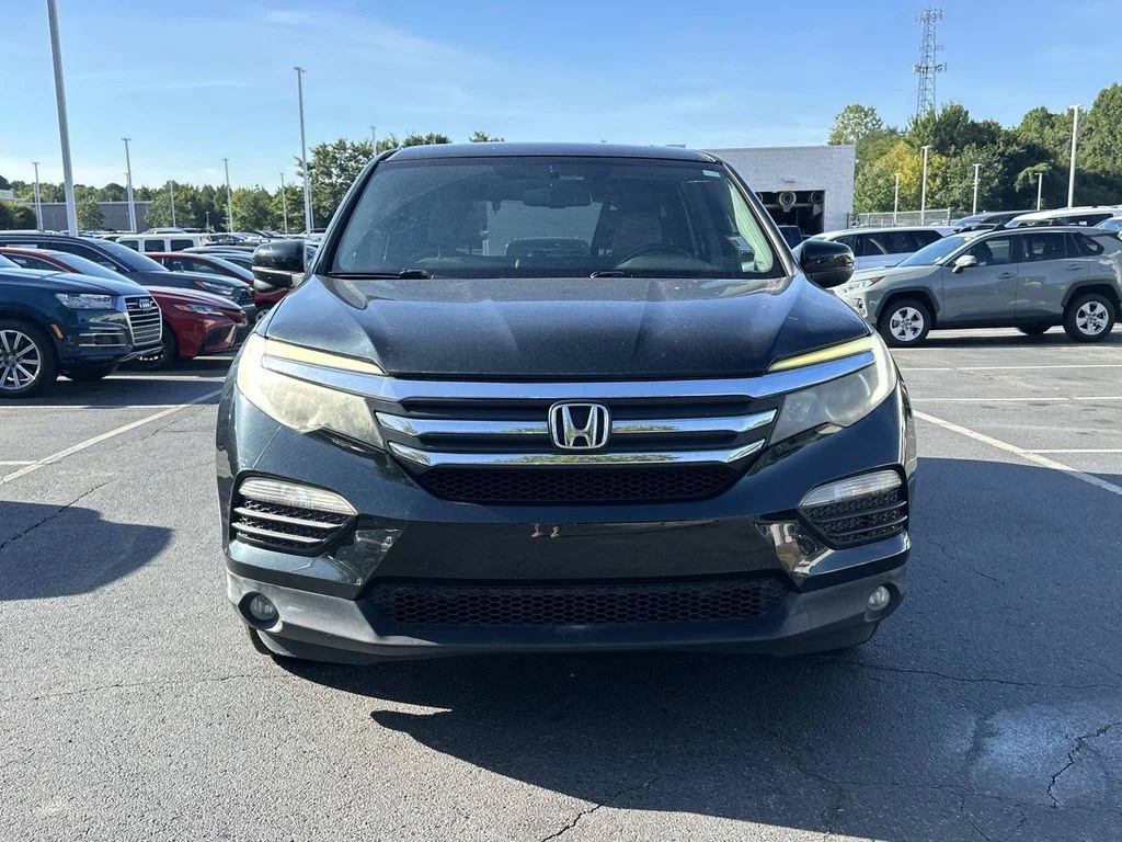 Used 2016  Honda EX-L image 2