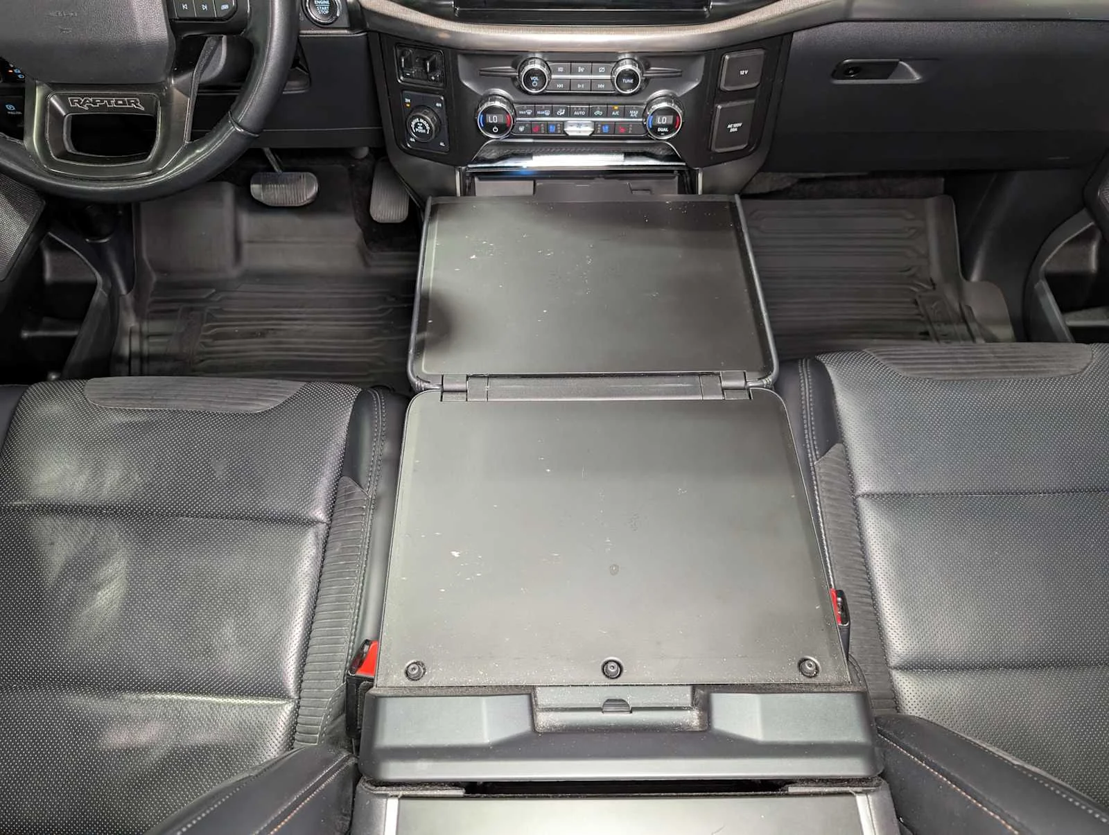 2021 Ford F-150 Raptor - Photo 23