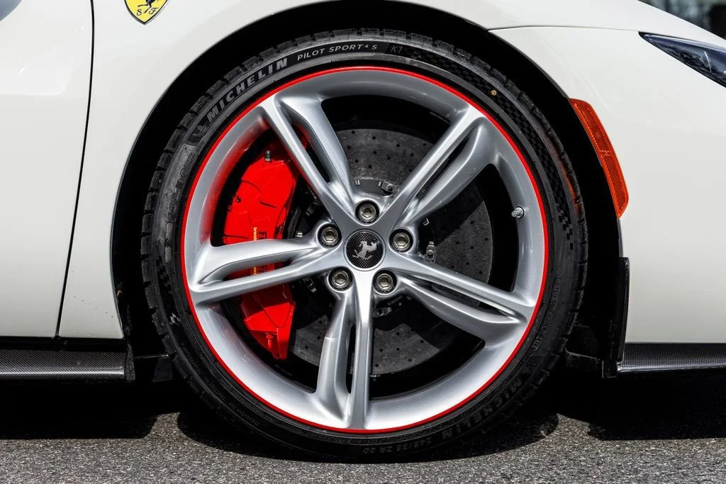Used 2024 Bianco Avus Ferrari  image 34