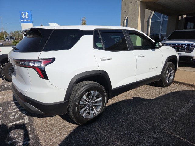 Used 2025 White Chevrolet LT image 5