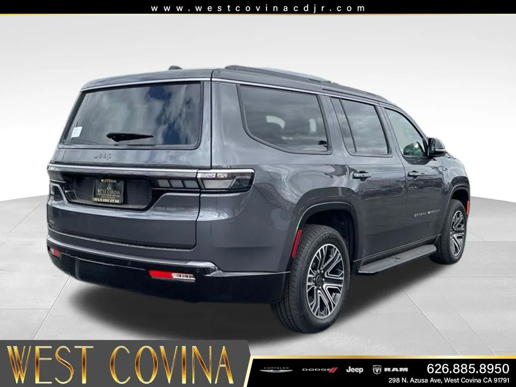 New 2026 Baltic-Gray Metallic Clear-Coat Exterior Paint Jeep  image 5