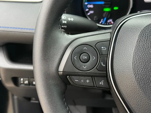 Used 2022 Black Toyota SE image 14