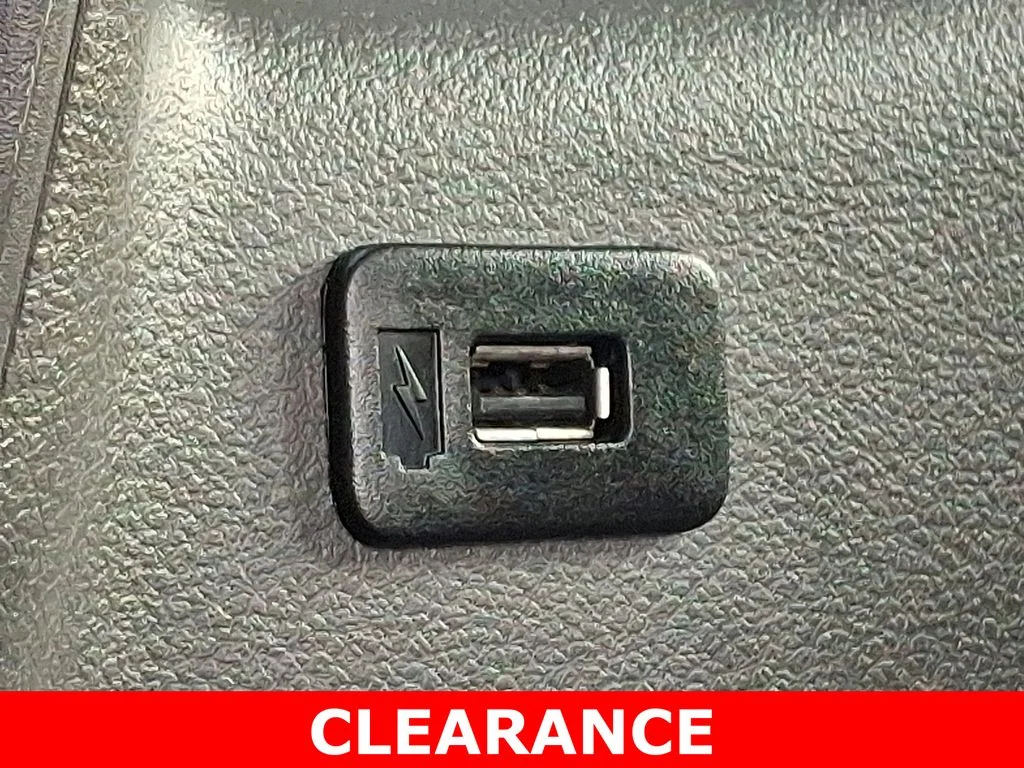 Used 2024 White Ford XLT image 12