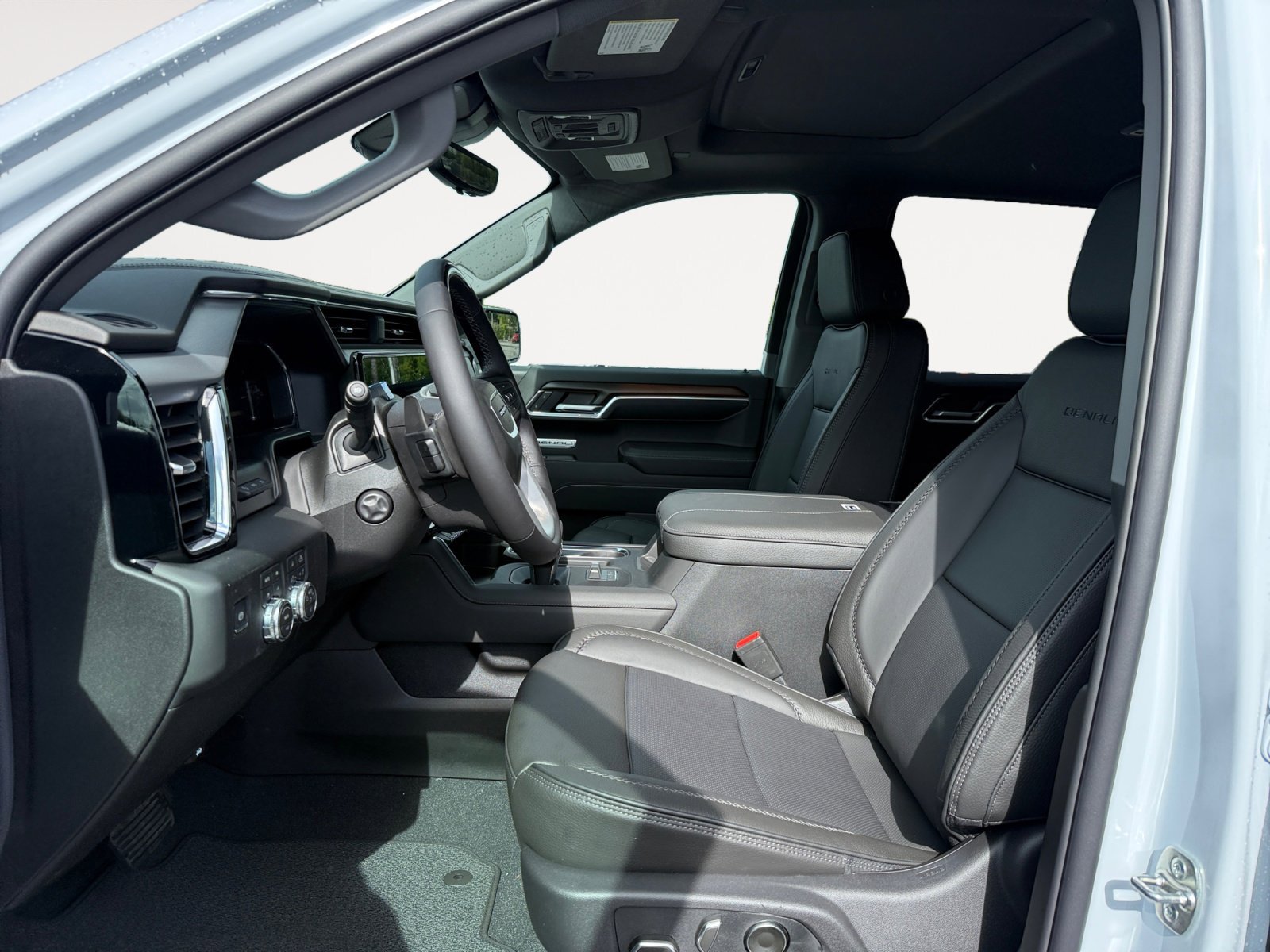 New 2026 Glacier White Tricoat GMC Denali image 10