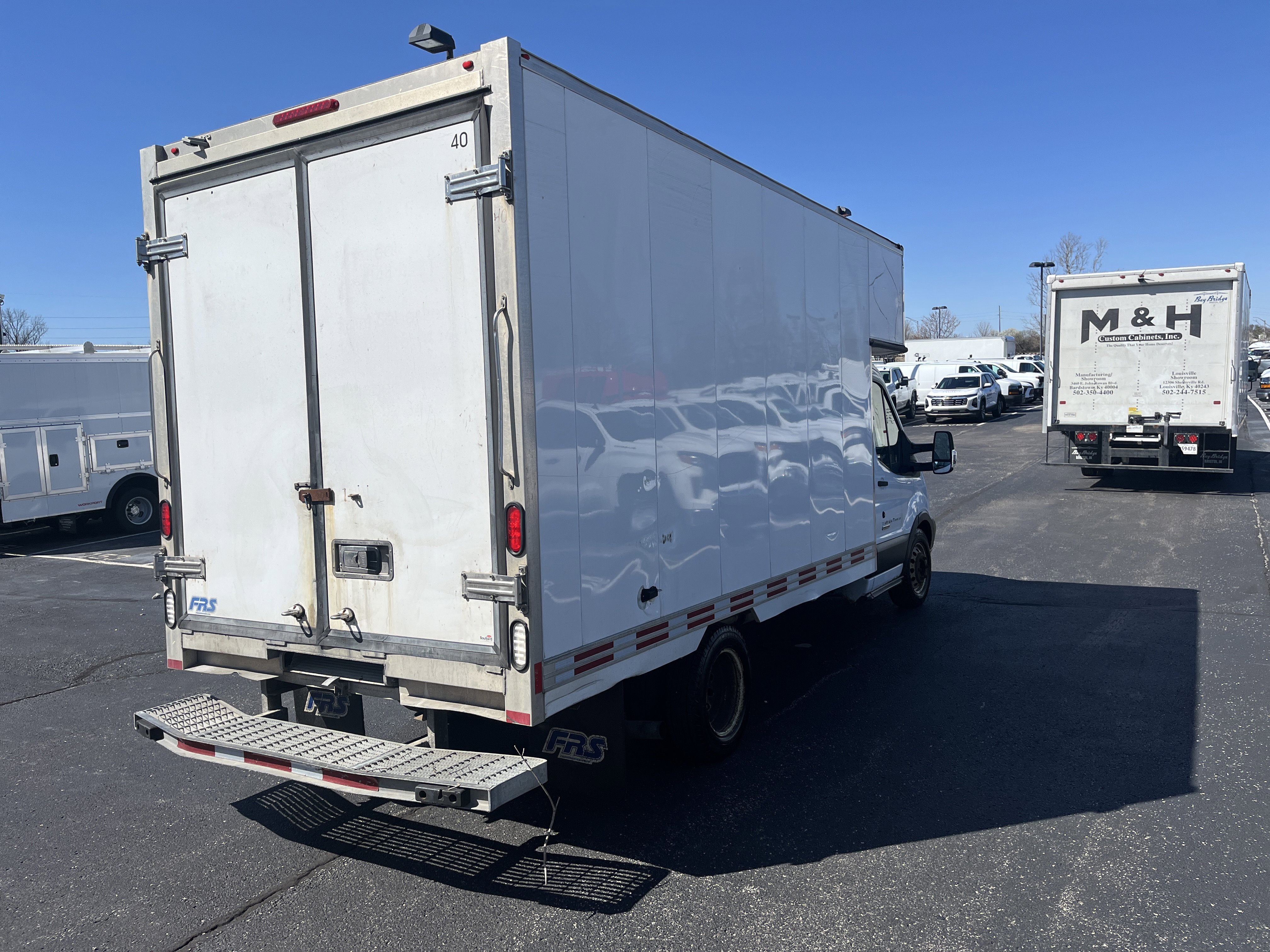 Used 2016  Ford T350HD image 6