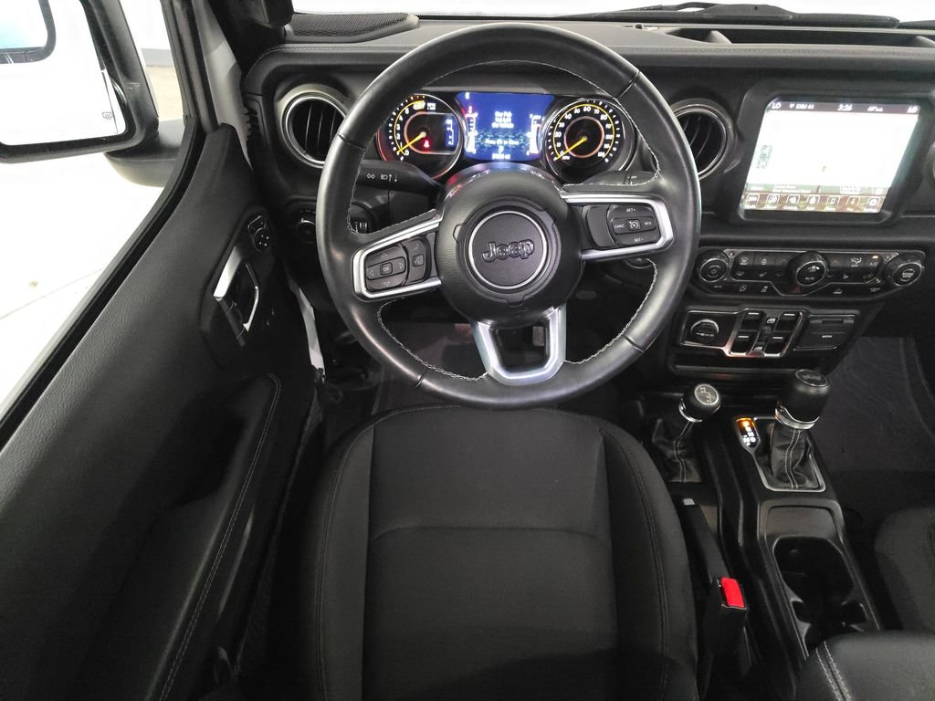2023 Jeep Wrangler 4-Door Sahara - Photo 17