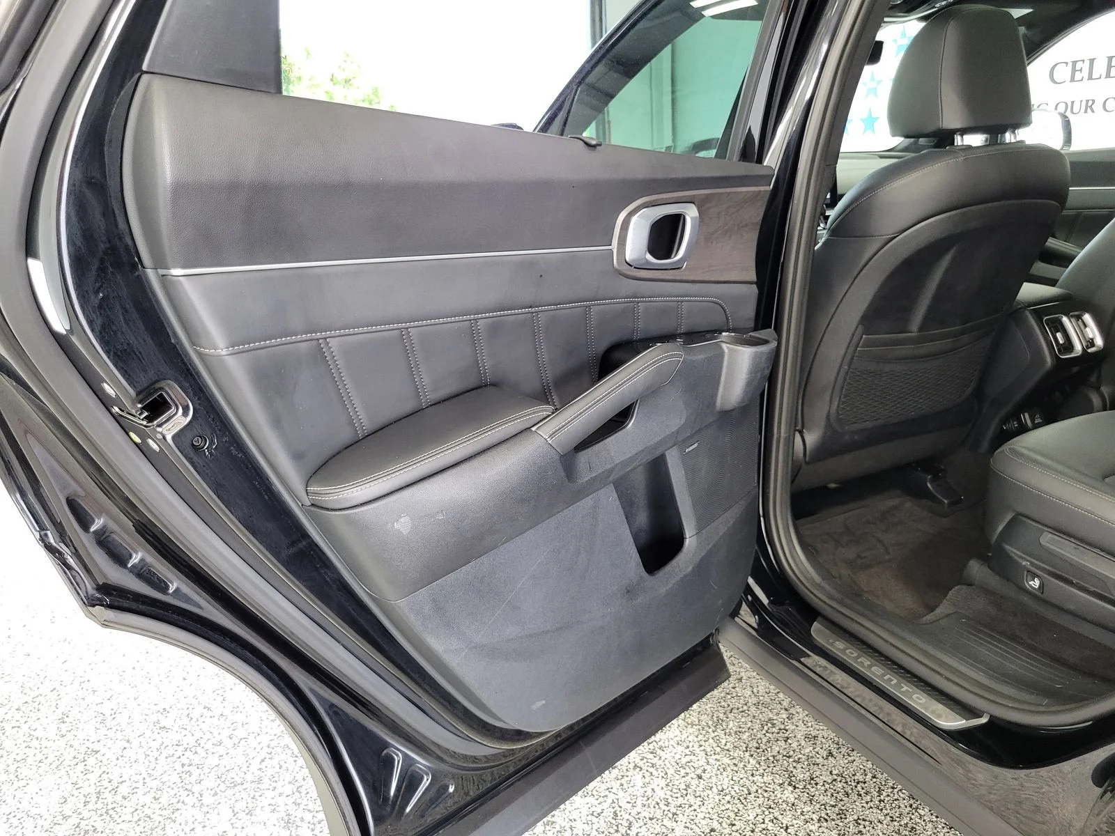 Certified Used 2024 Black Kia X-Pro SX Prestige image 23