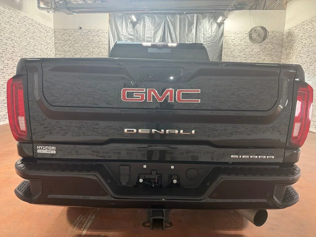 Used 2023 Onyx Black GMC Denali image 6