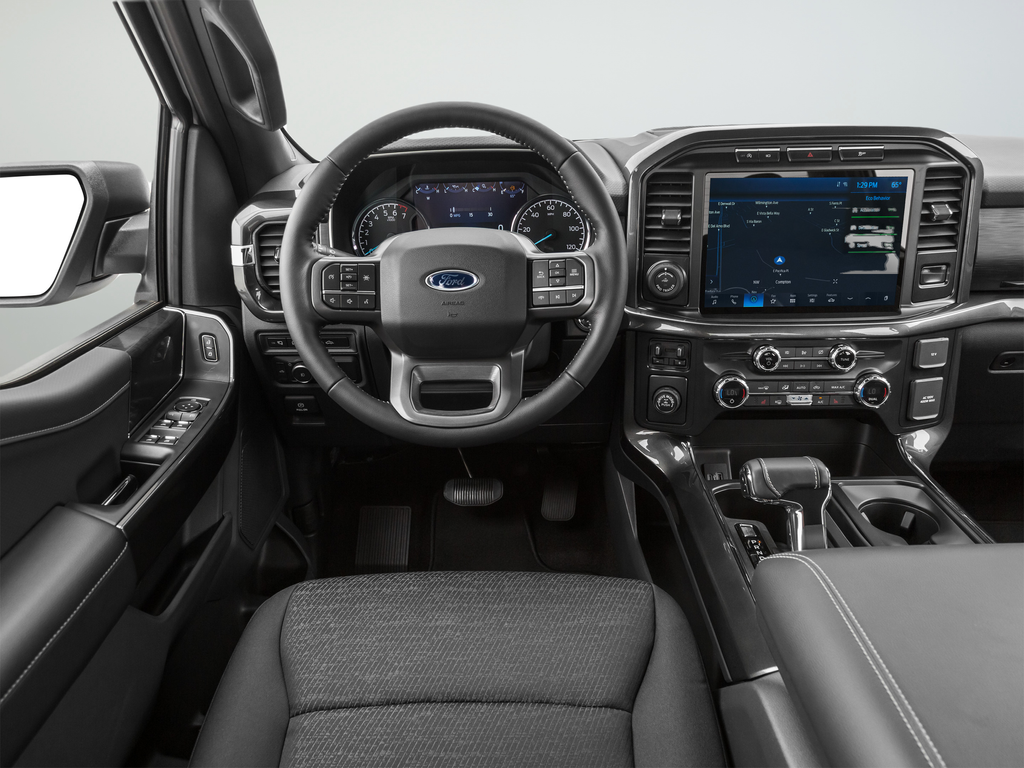Used 2022 White Ford XLT image 43