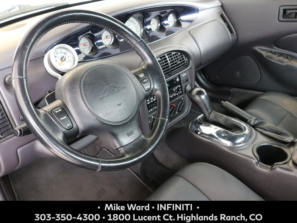 Used 2001 Blue Chrysler Base image 9