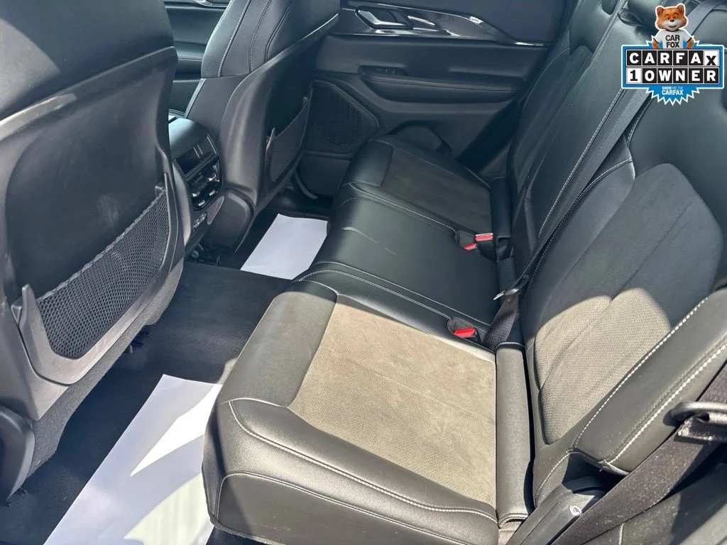 Used 2023 Black Jeep Altitude X image 29