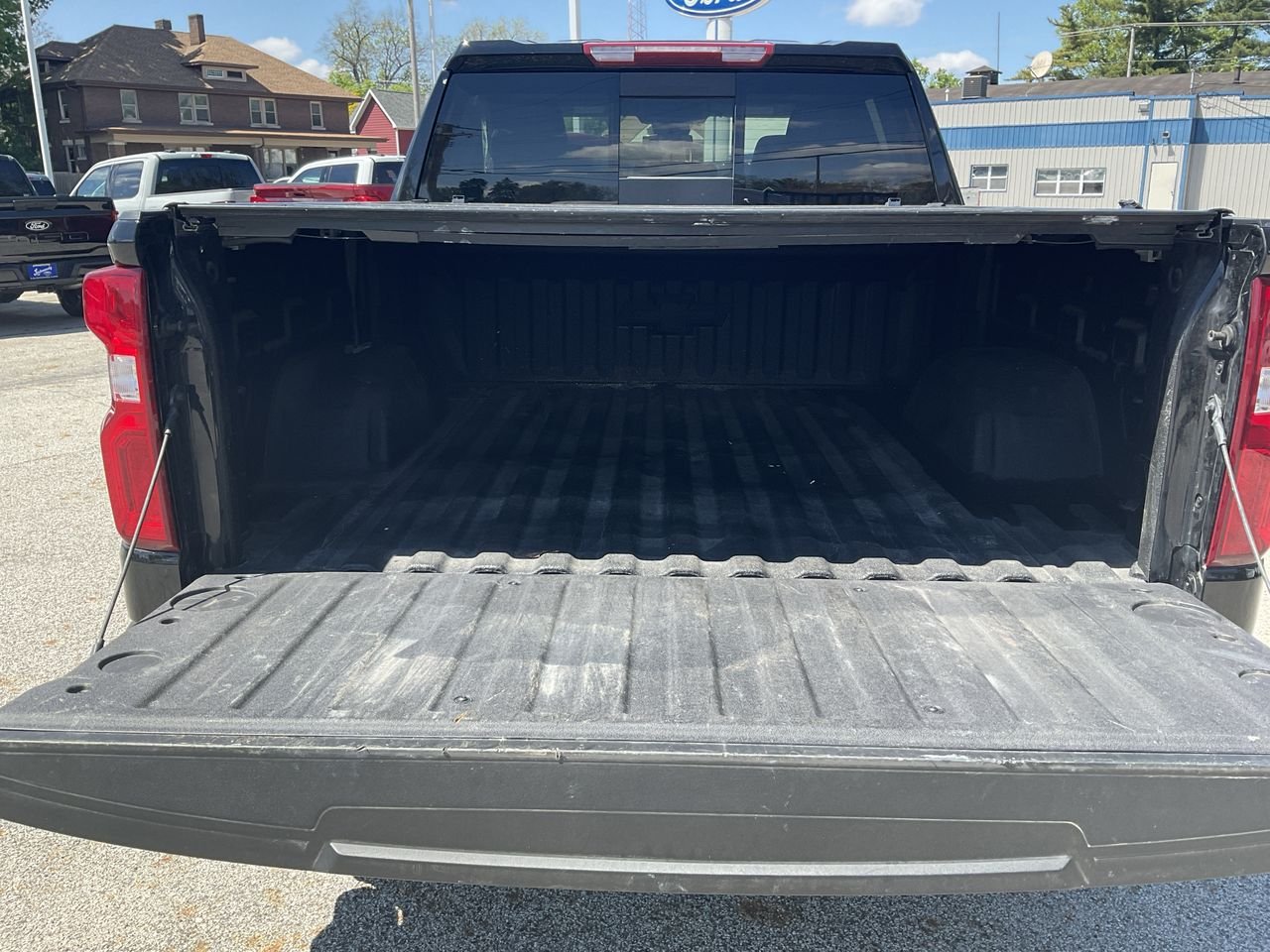 Used 2025 BLACK Chevrolet Rst image 23