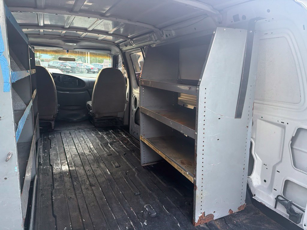 Used 1997 White Ford  image 15